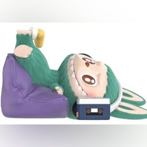 Popmart the monsters 1:00 am music time figure 100% authentic